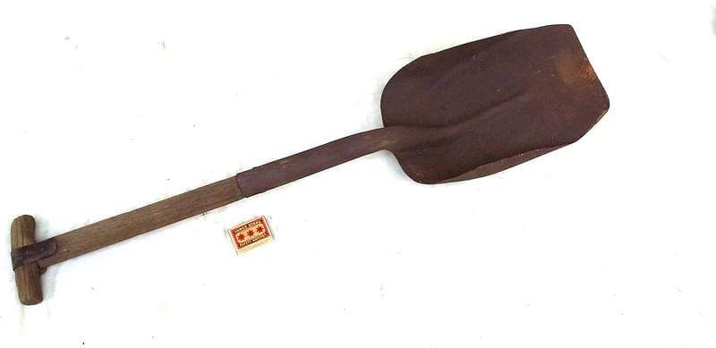 SAR Steam Loco Stokers Shovel 1967 ( 87 c 28 cm )