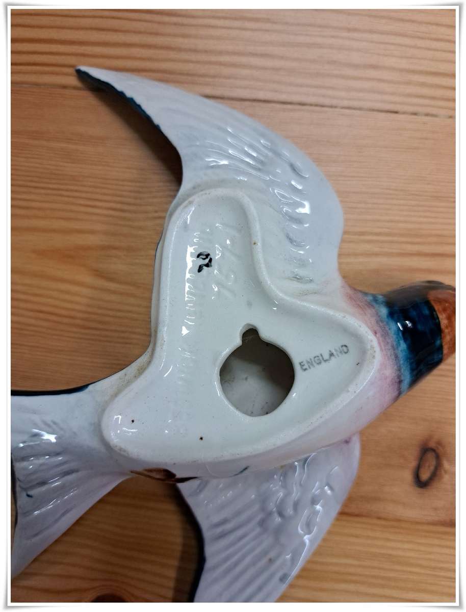 Collection of 3 Flying Beswick Swallows ( 15/18, 12/15,11/10cm)