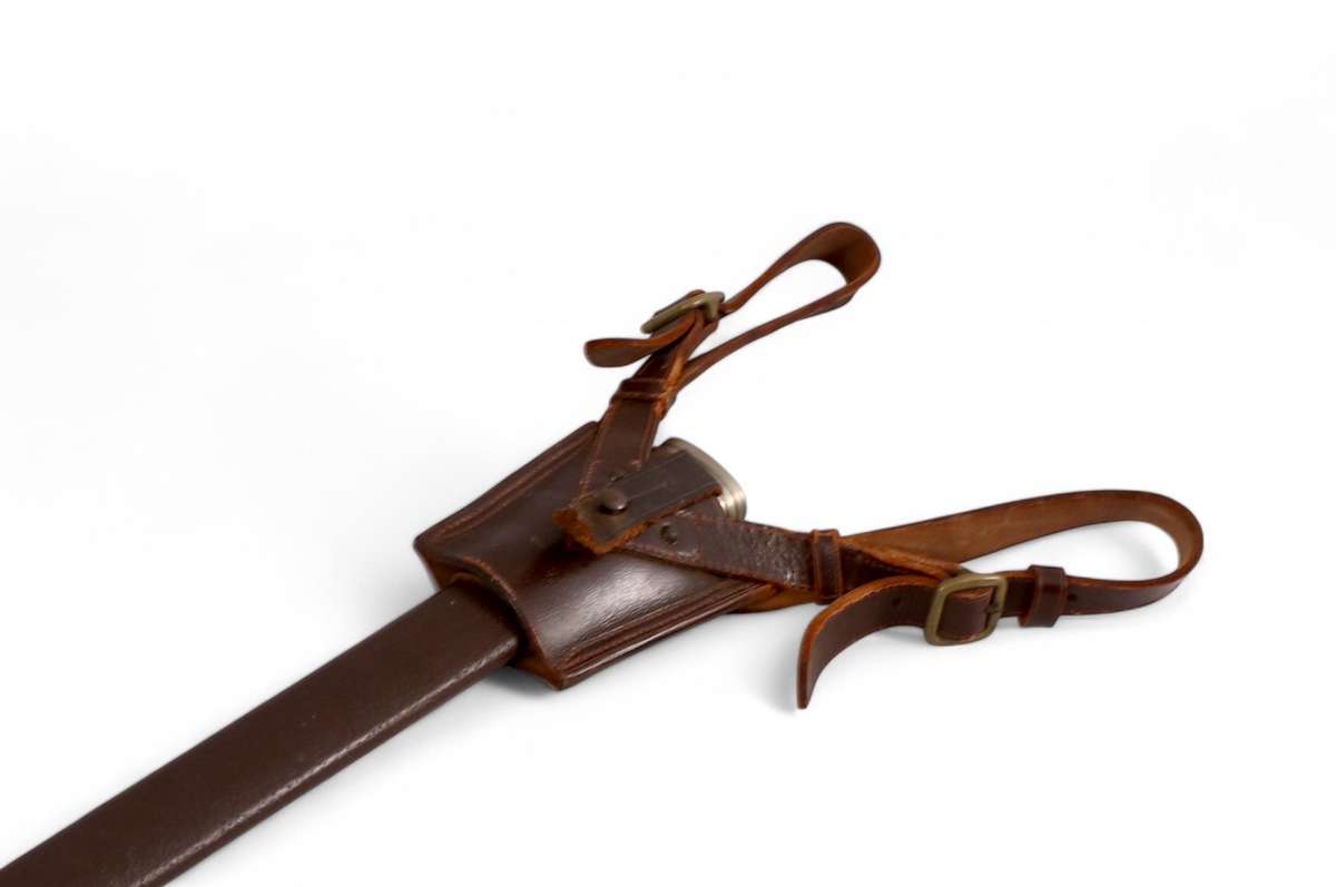 Sword: WKC Solingen Officers Sword with Scabbard