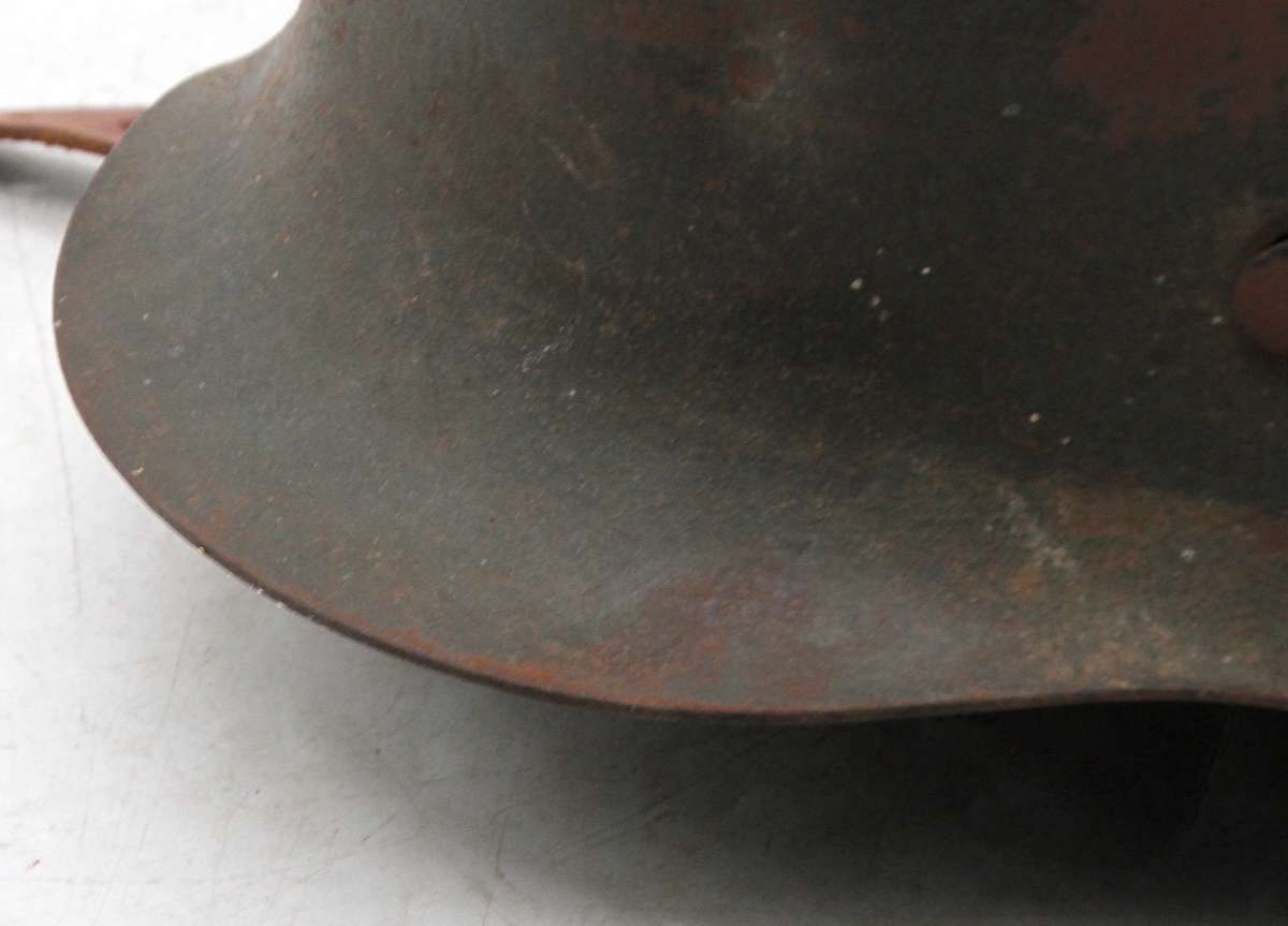 German WW11 M40/42 Helmet
