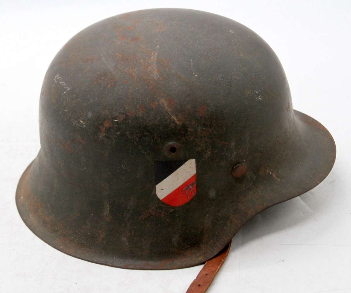German WW11 M40/42 Helmet
