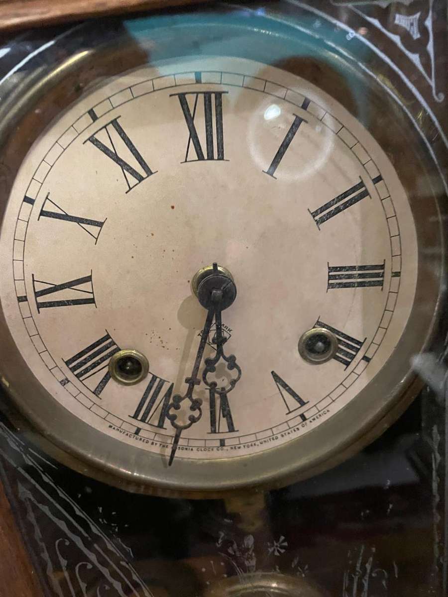 Oak Ansonia Mantelclock ( 52 cm , working)