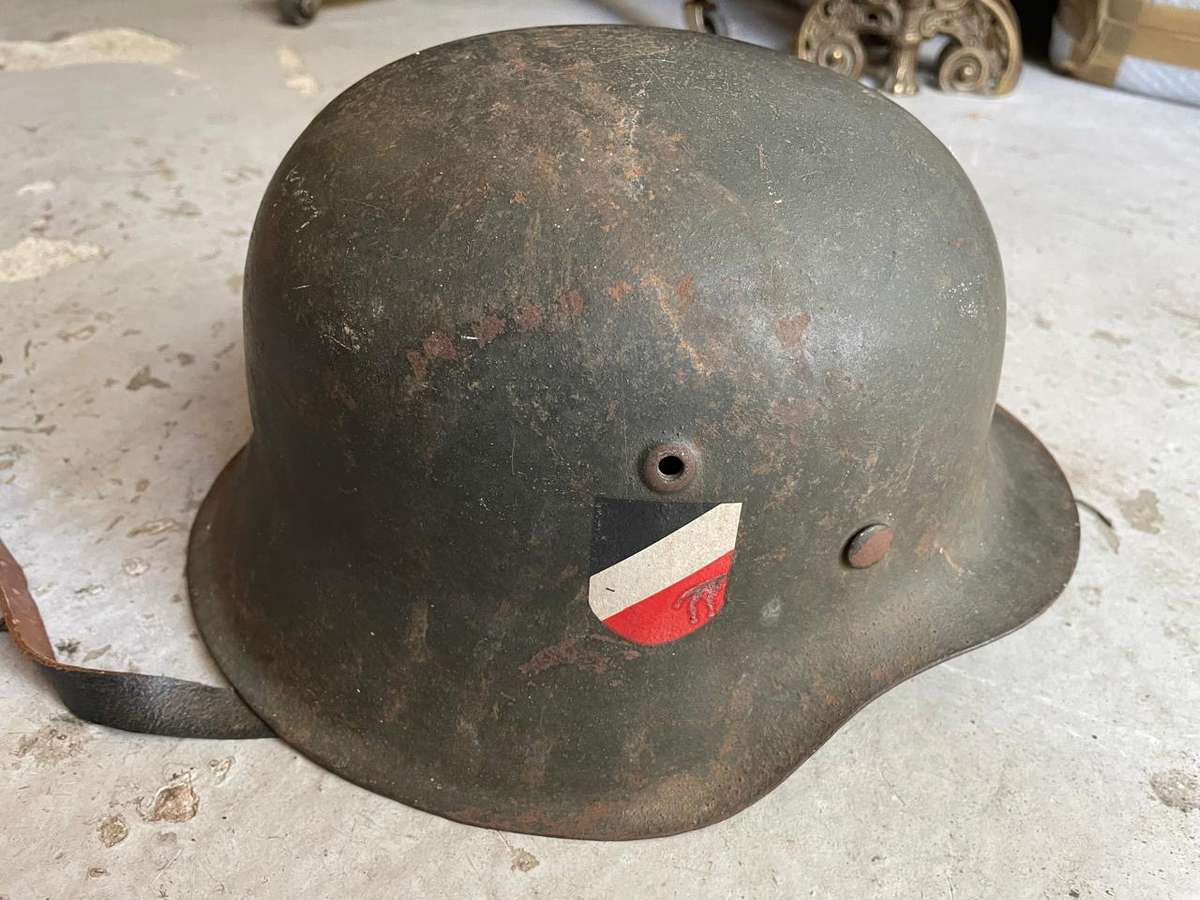German WW11 M40/42 Helmet