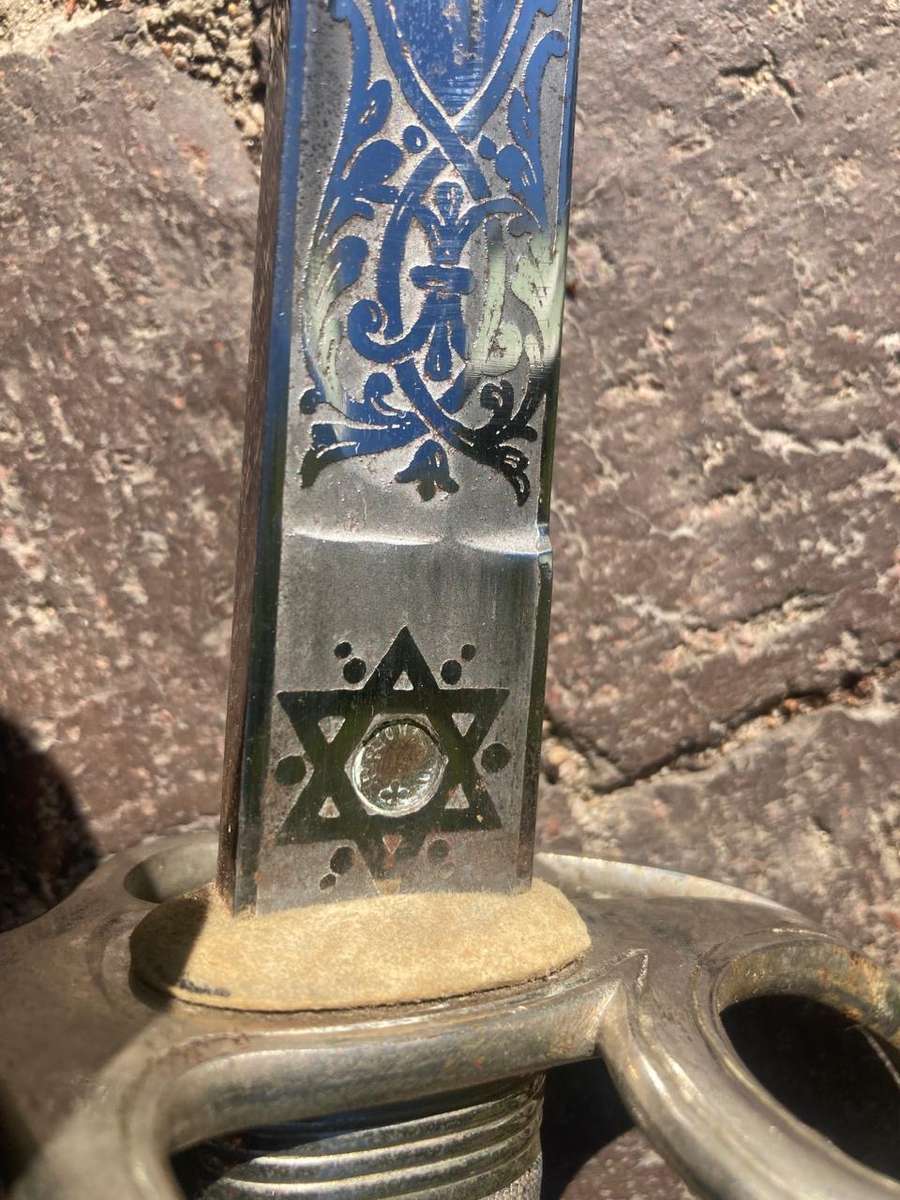 Sword: SADF Officers Sword and Scabbard