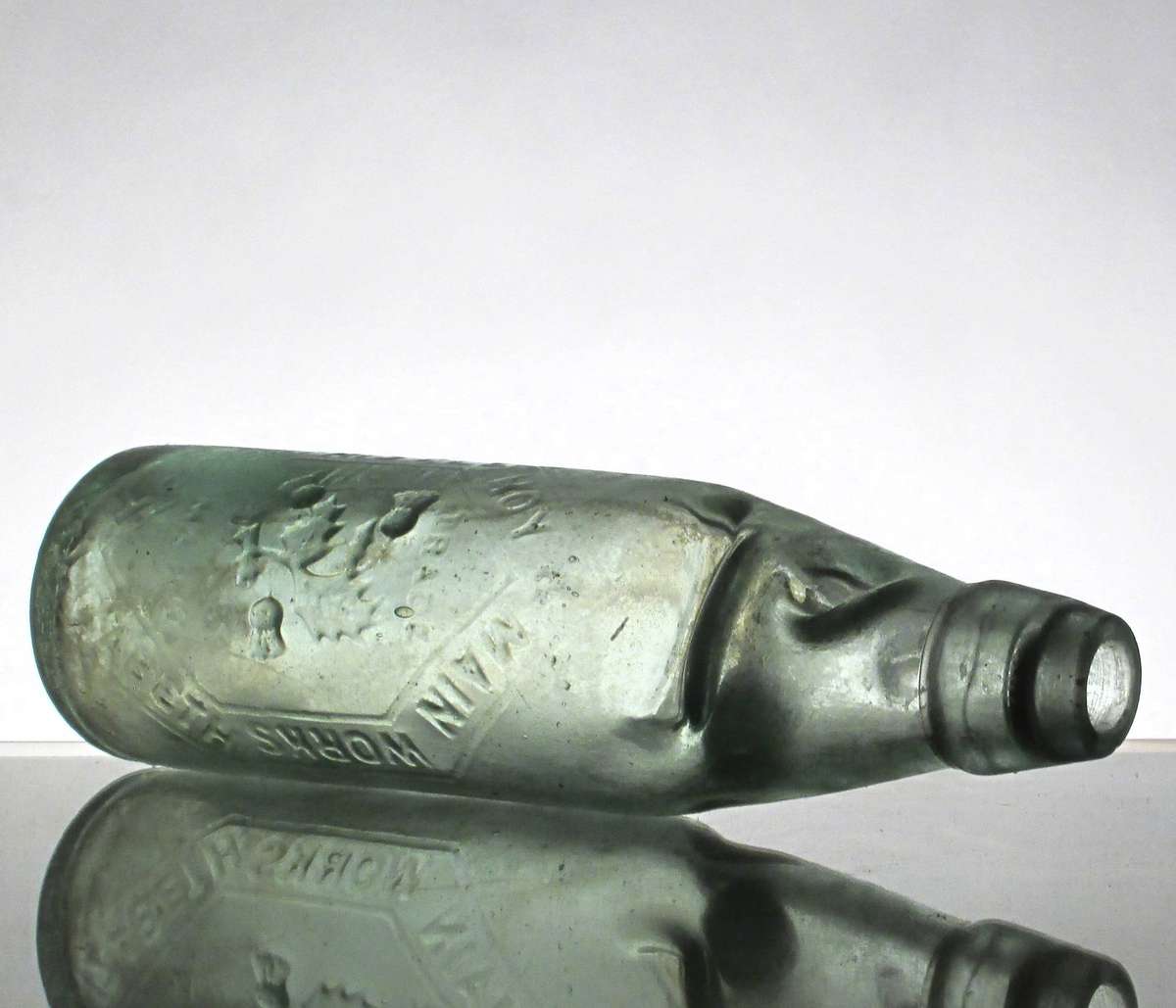 RARE THISTLE HOY AND MAIN WORKS PORTELIZABETH  10oz CODD BOTTLE