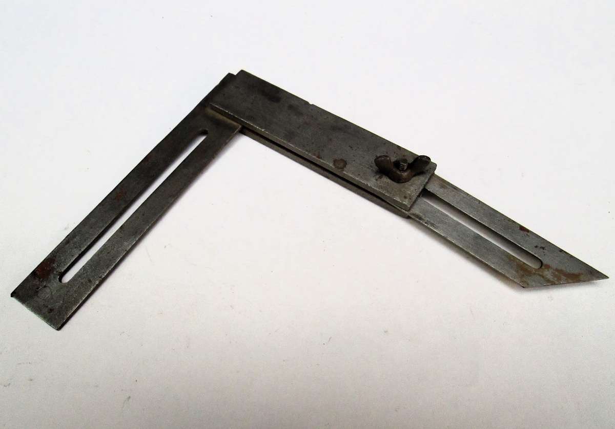 COMBINATION BEVEL/SQUARE