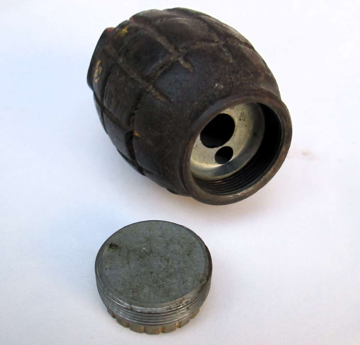 Mills No. 36 Mk 1 DE-ACTIVATED/DUMMY HAND GRENADE