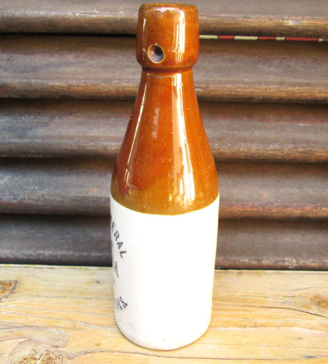 JAYEM BENONI MINERAL WATER WORKS GINGER BEER BOTTLE