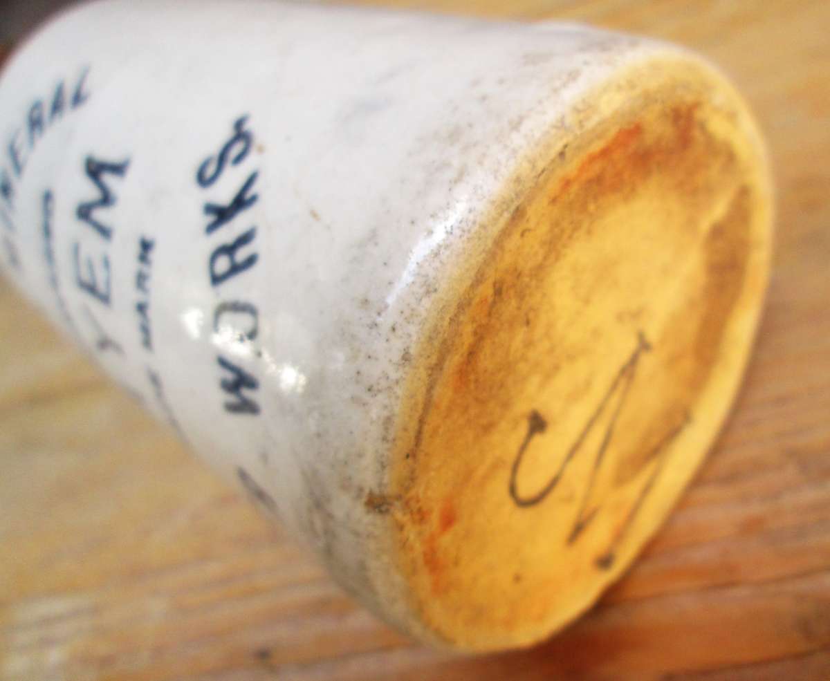 JAYEM BENONI MINERAL WATER WORKS GINGER BEER BOTTLE