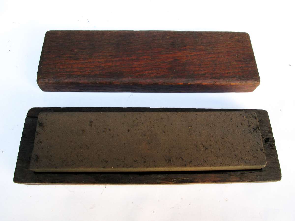SHARPENING STONE