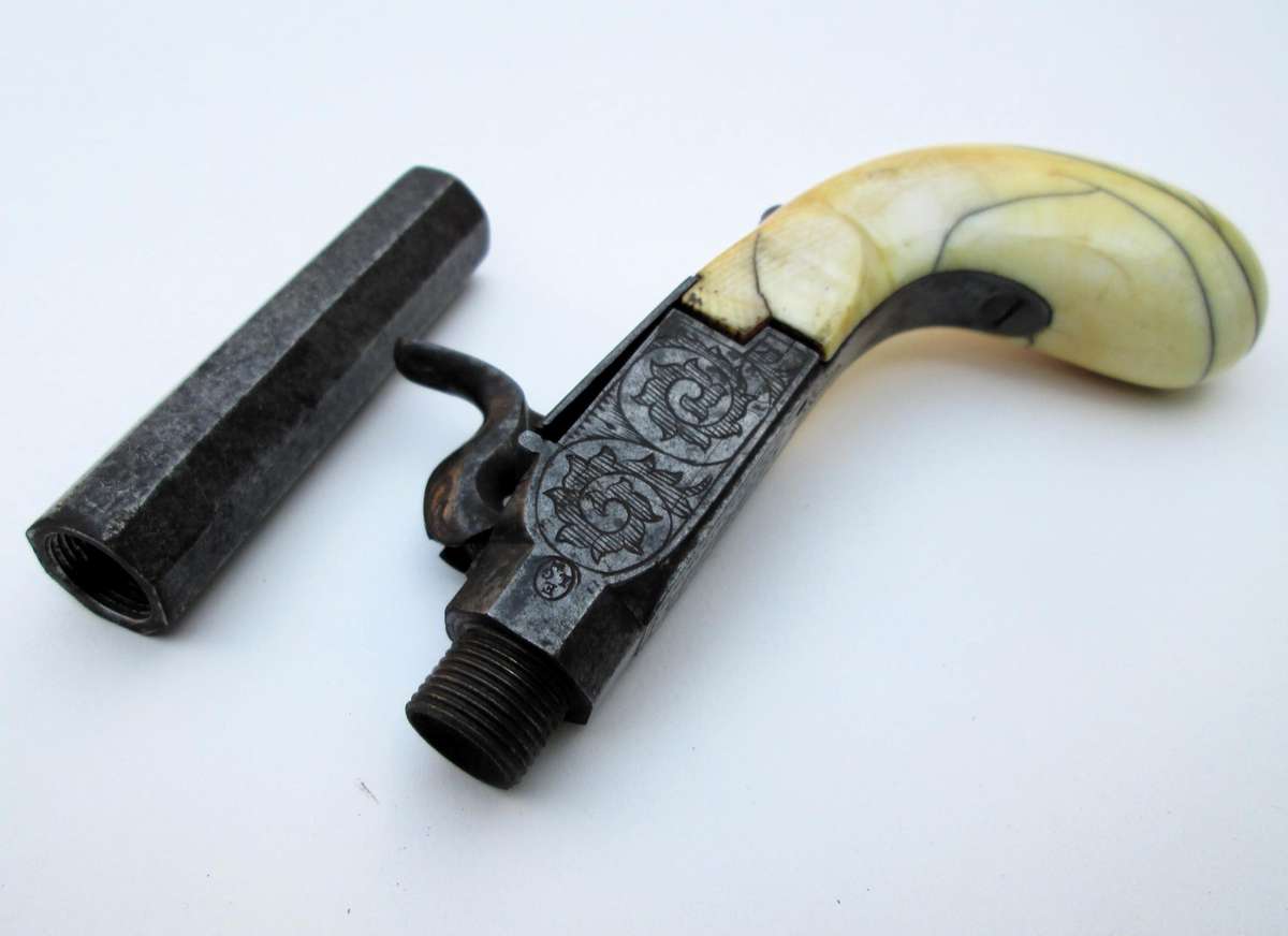 Percussion, black powder pistol Francotte blow of fist with forced ball.