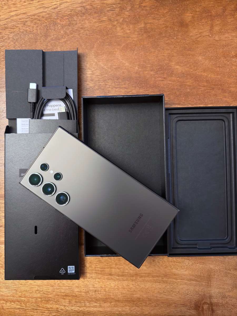 SAMSUNG GALAXY S24 ULTRA 256G TITANIUM BLACK