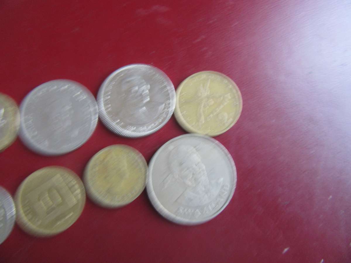 GOOD START FOR THE BEGINNER - 10 INTERNATIONAL COINS - AS PER SCAN - CO29A