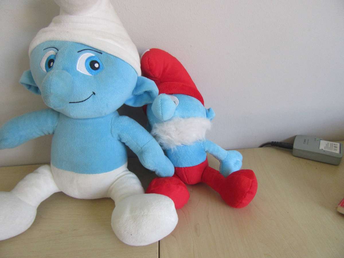 TWO PLUSH SMURFS - APPR.270AND 350 mm AS PER SCAN