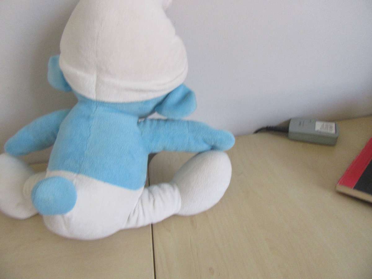 TWO PLUSH SMURFS - APPR.270AND 350 mm AS PER SCAN