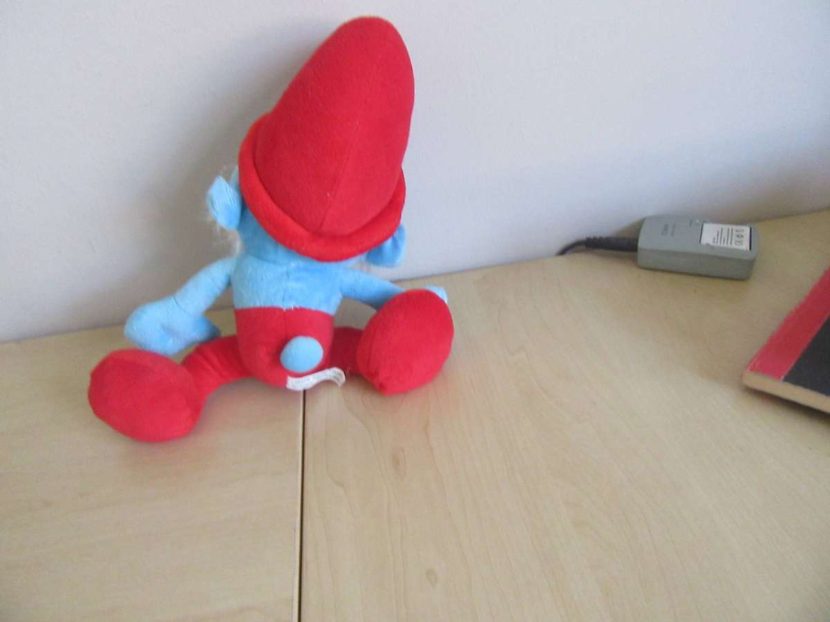 TWO PLUSH SMURFS - APPR.270AND 350 mm AS PER SCAN