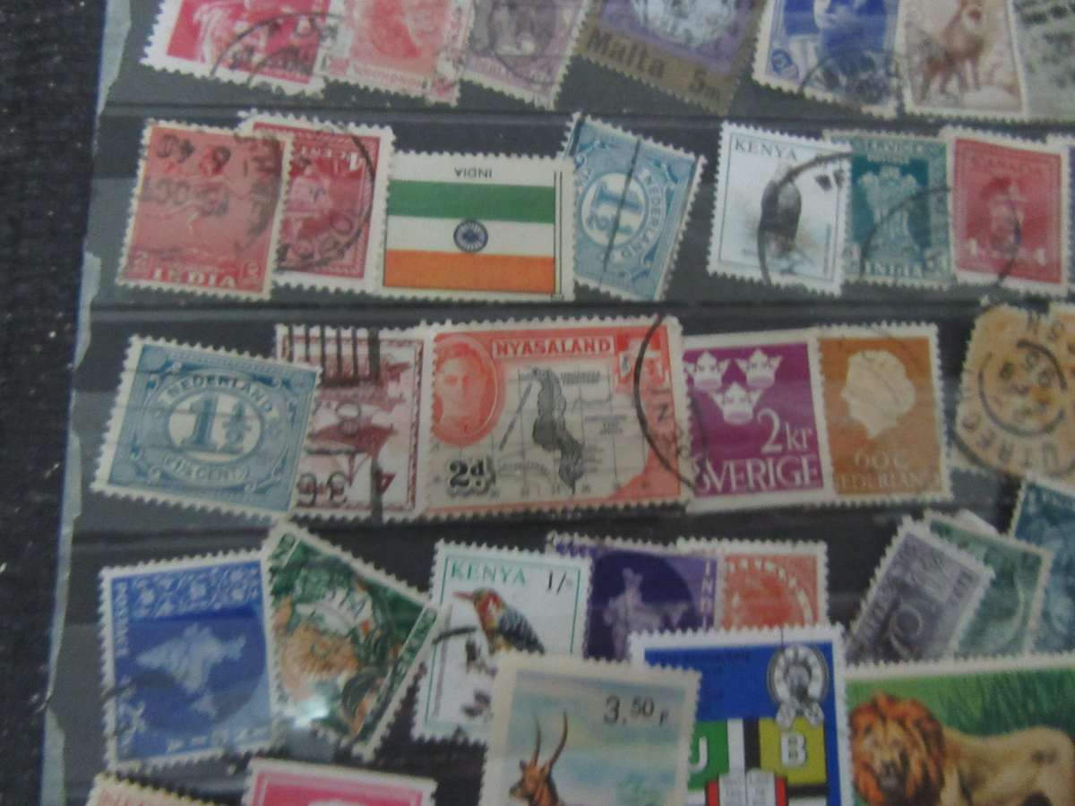 GOOD START FOR THE BEGINNER - 50 INTERNATIONAL STAMPS - AS PER SCAN - INT14