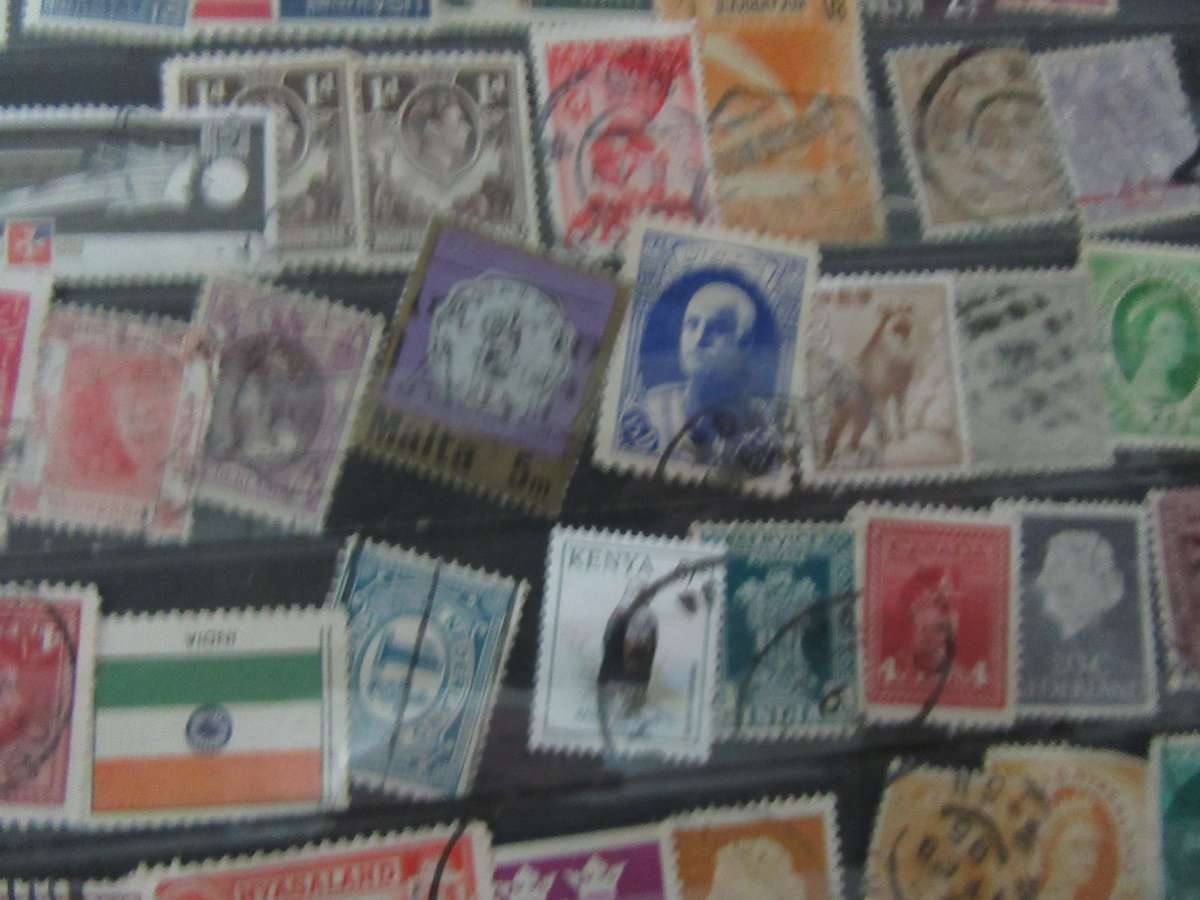 GOOD START FOR THE BEGINNER - 50 INTERNATIONAL STAMPS - AS PER SCAN - INT14
