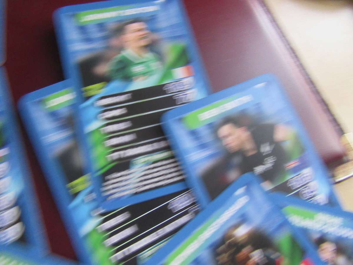 29 RUBBY TRADING CARDS -WHO HASTHE BIGGEST TACKLE-WORLD RUGBY STARS - ASPER SCAN - BID PER CARD