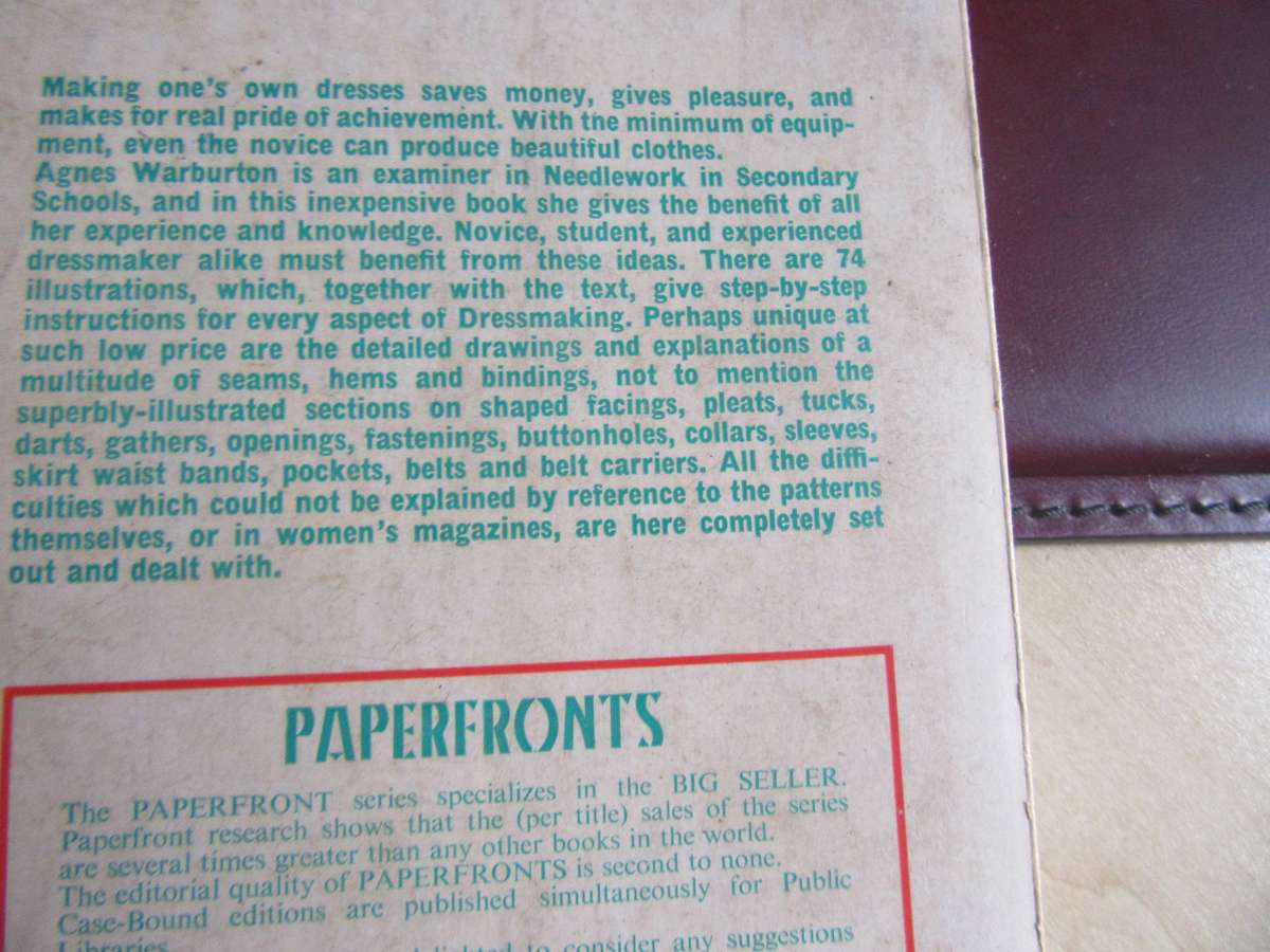 DRESSMAKING IN PICTURES - AGNES E. WARBURTON - MD