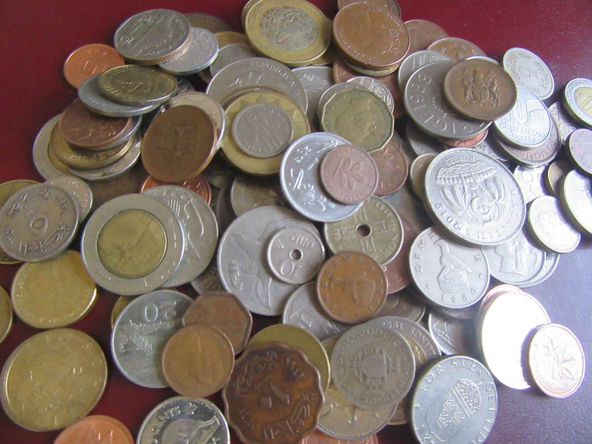 GOOD START FOR THE BEGINNER - 125INTERNATIONAL COINS INCL. RSA COINS - T- BID PER COIN- LOT2