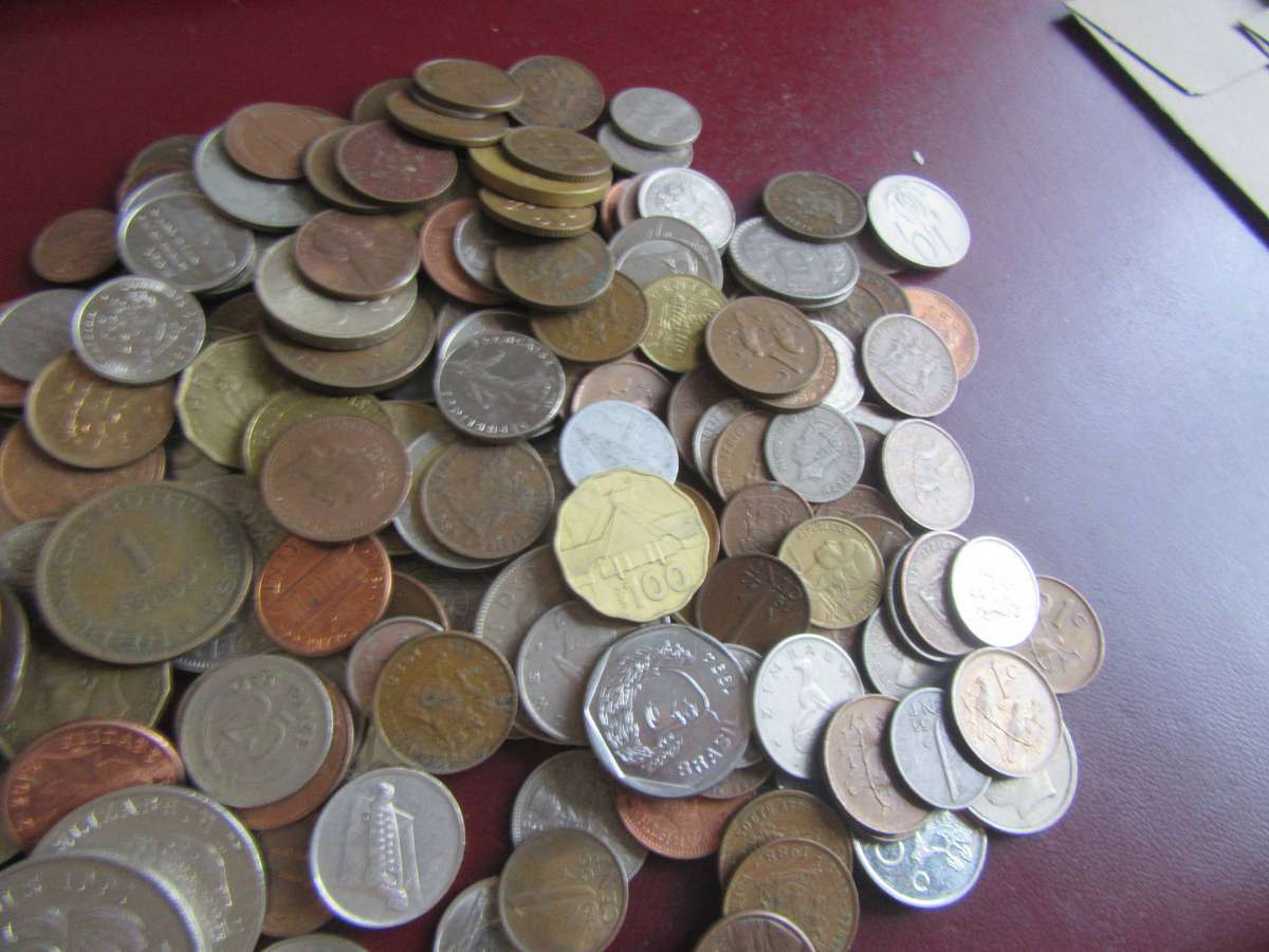 GOOD START FOR THE BEGINNER - 125INTERNATIONAL COINS INCL. RSA COINS - BID PER COIN - LOT3