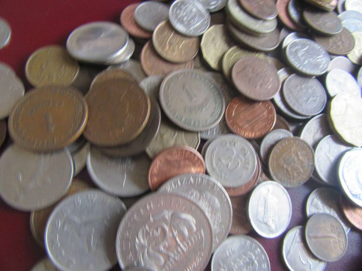 GOOD START FOR THE BEGINNER - 125INTERNATIONAL COINS INCL. RSA COINS - BID PER COIN - LOT3