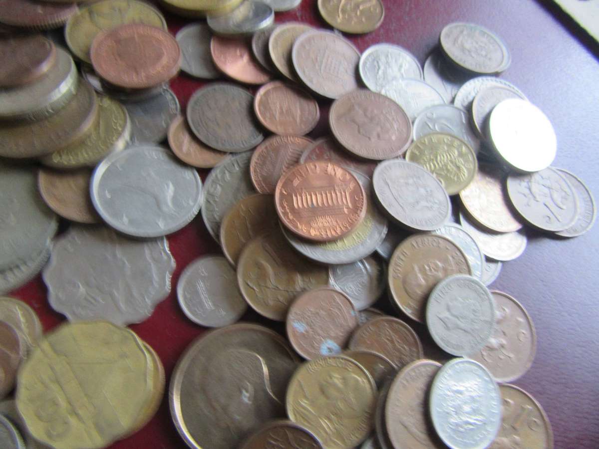 GOOD START FOR THE BEGINNER - 125INTERNATIONAL COINS INCL. RSA COINS - BID PER COIN - LOT3