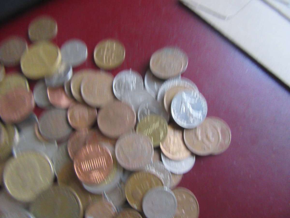 GOOD START FOR THE BEGINNER - 125INTERNATIONAL COINS INCL. RSA COINS - BID PER COIN - LOT3