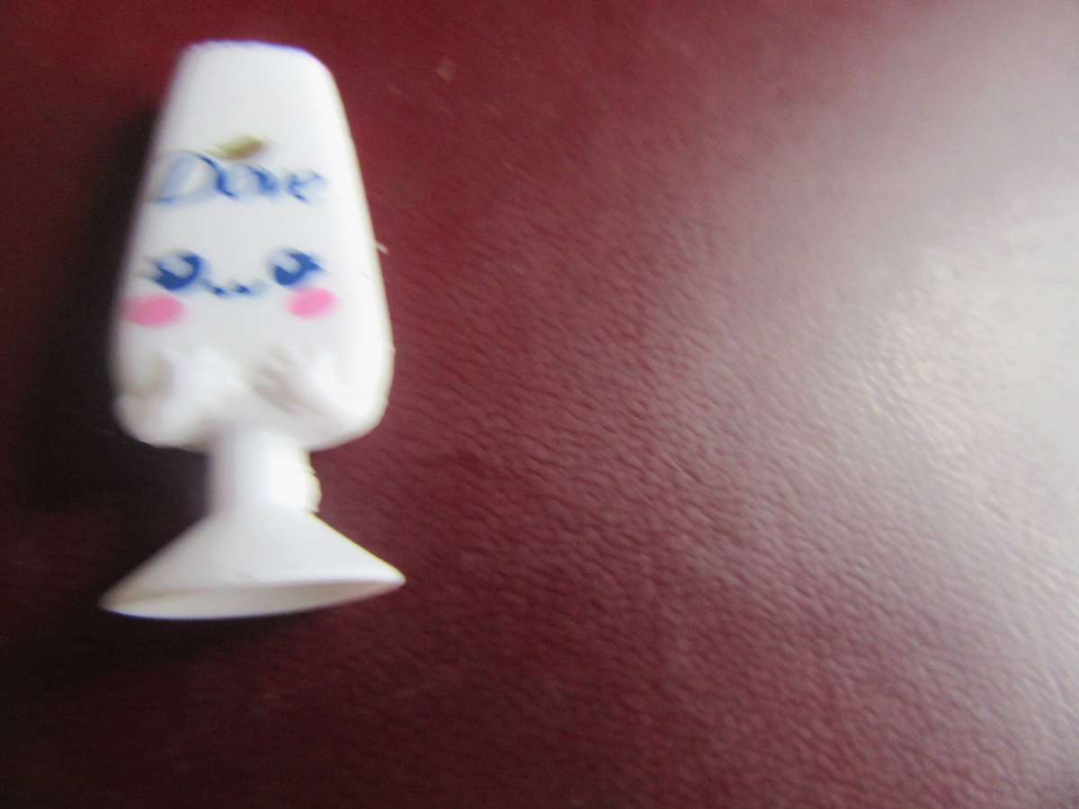 CHECKER'S LITTLE POP SHOP - DOVE