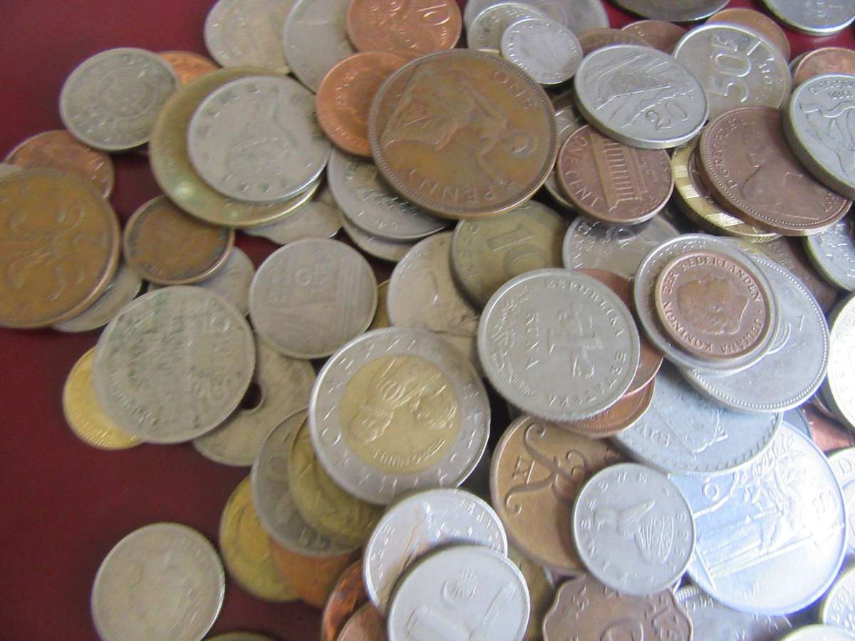 GOOD START FOR THE BEGINNER - 125INTERNATIONAL COINS - ASPER SCAN -BID PER COIN -LOT5