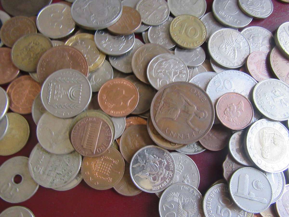 GOOD START FOR THE BEGINNER - 125INTERNATIONAL COINS - ASPER SCAN -BID PER COIN -LOT5