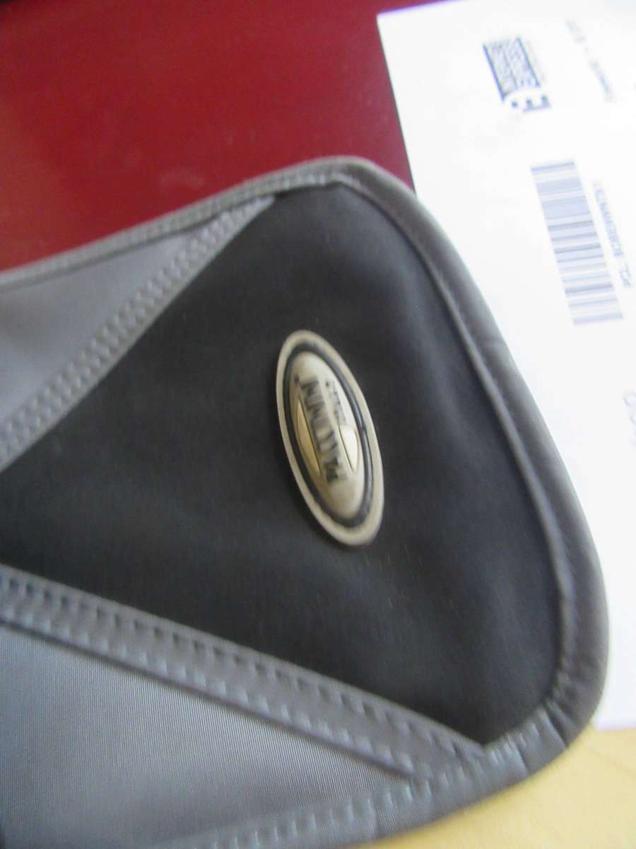 GOODBYE KRUGER - 10X 42BUSHNELL BINOCOLARS - AS PER SCAN