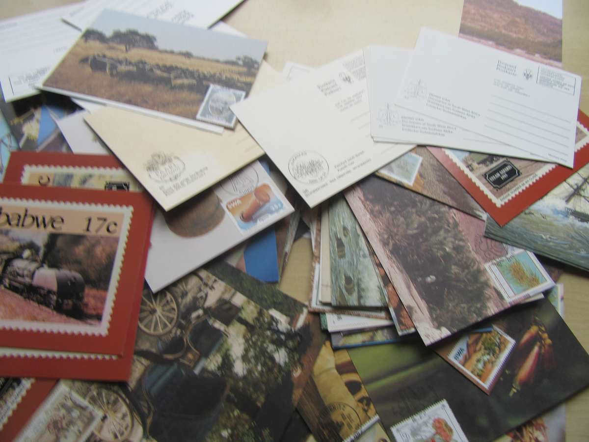 120 VARIOUS NEW POST CARDS WITH STAMPS - INCL.DUPLICATES - AS PER SCAN - BID PER ITEM