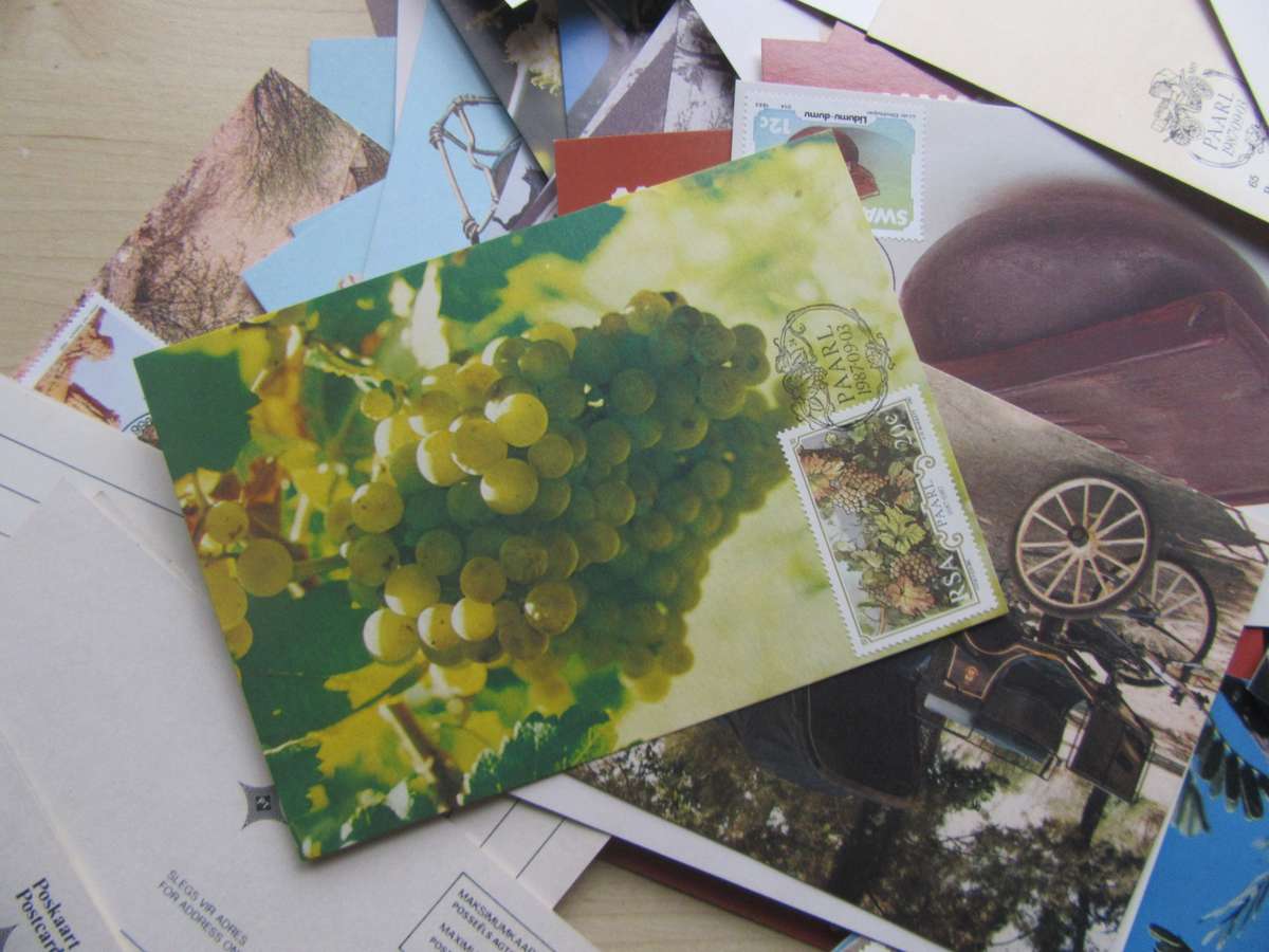 120 VARIOUS NEW POST CARDS WITH STAMPS - INCL.DUPLICATES - AS PER SCAN - BID PER ITEM