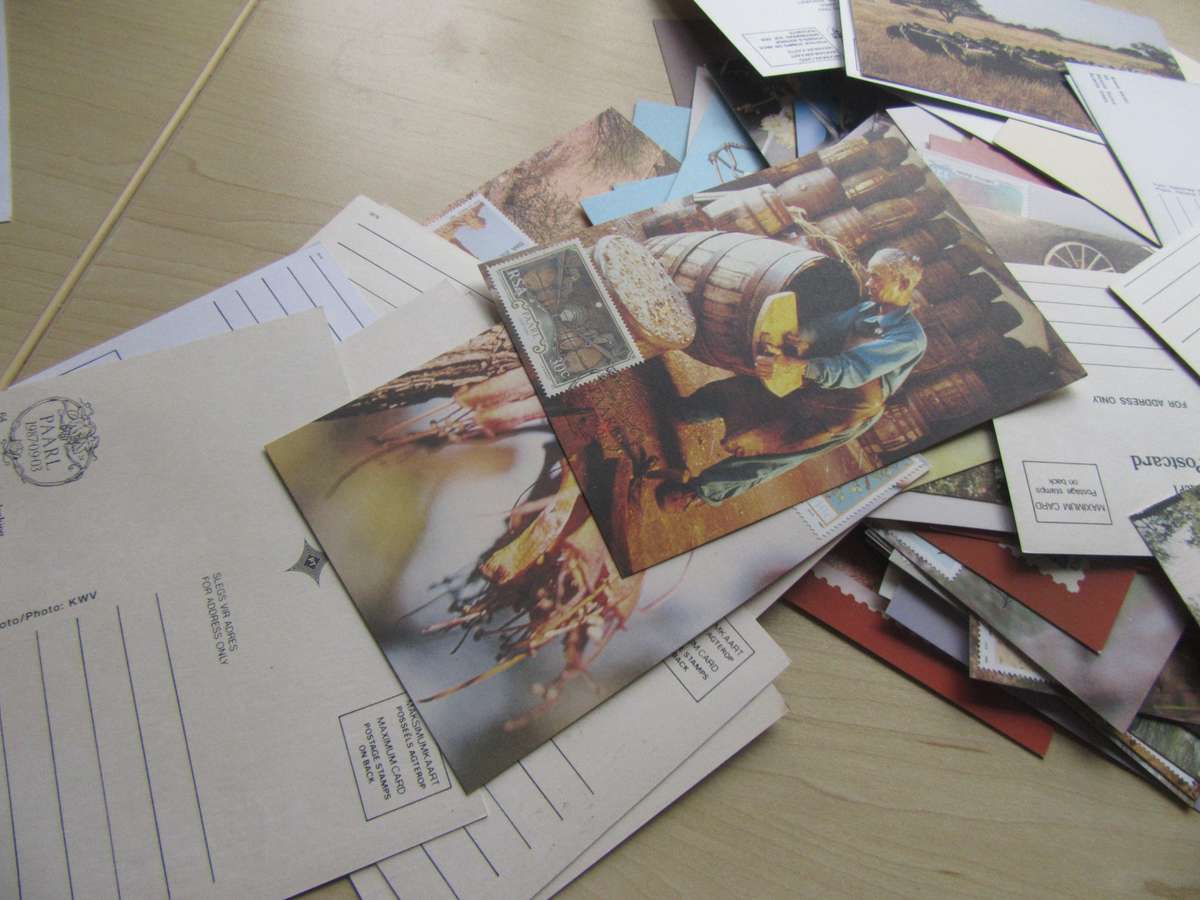 120 VARIOUS NEW POST CARDS WITH STAMPS - INCL.DUPLICATES - AS PER SCAN - BID PER ITEM