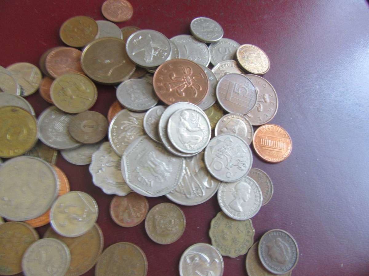 GOOD START FOR THE BEGINNER -200  INTERNATIONAL COINS - ASPER SCAN - LOT3 -BID PERCOIN