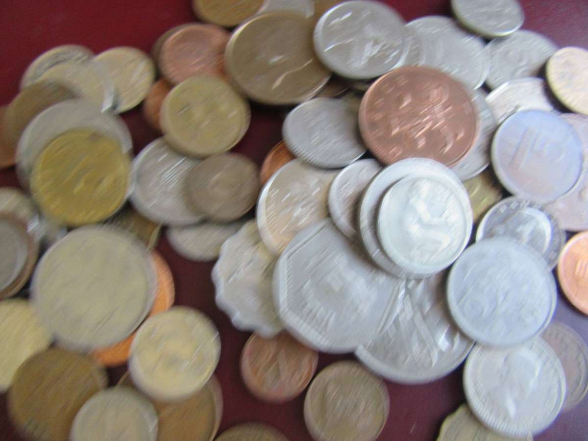 GOOD START FOR THE BEGINNER -200  INTERNATIONAL COINS - ASPER SCAN - LOT3 -BID PERCOIN