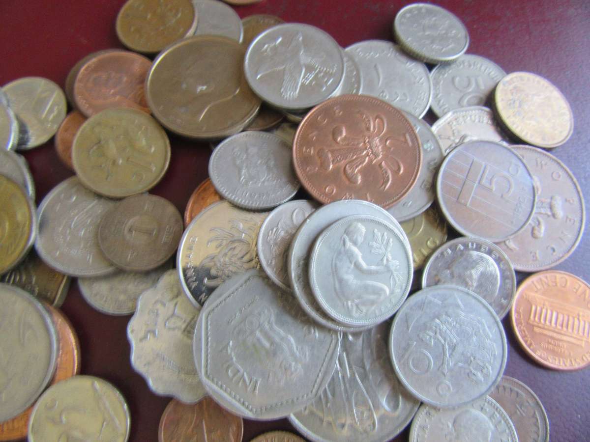 GOOD START FOR THE BEGINNER -200  INTERNATIONAL COINS - ASPER SCAN - LOT3 -BID PERCOIN