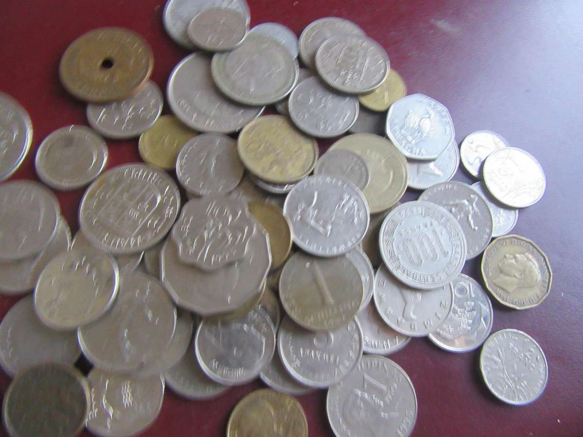 250 international coins