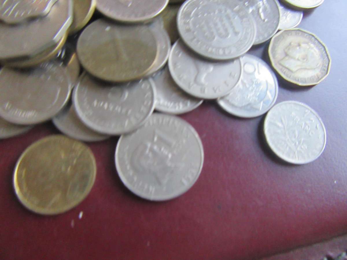 250 international coins