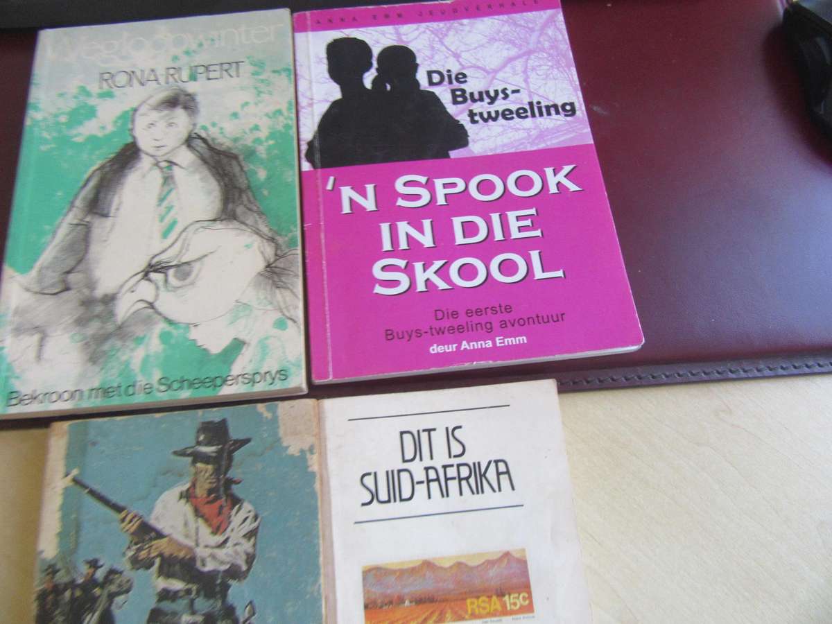 AFRIKAANS BOOK CLEARANCE -4 VARIOUS - BID PER ITEM