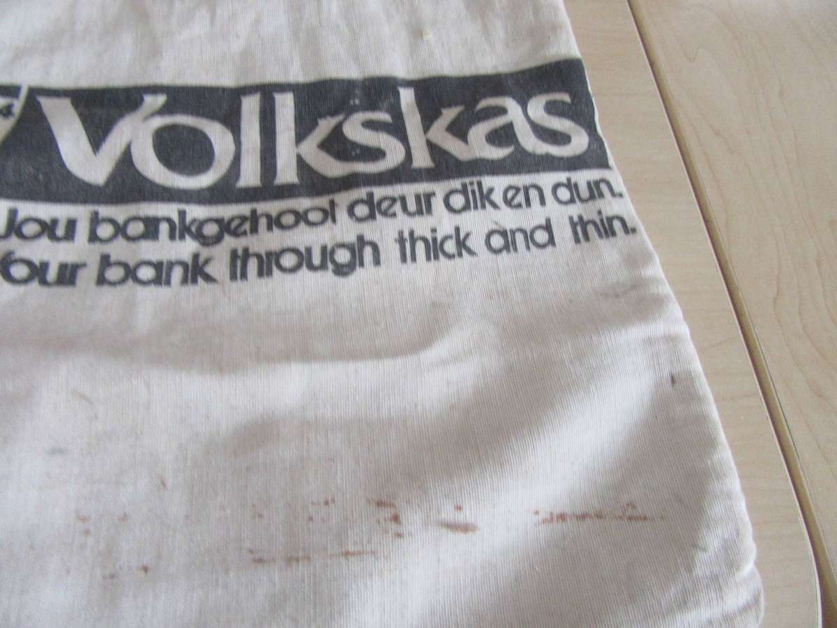 VINTAGE VOLKSKAS MONEY BAG - D164 - AFRIKAANS