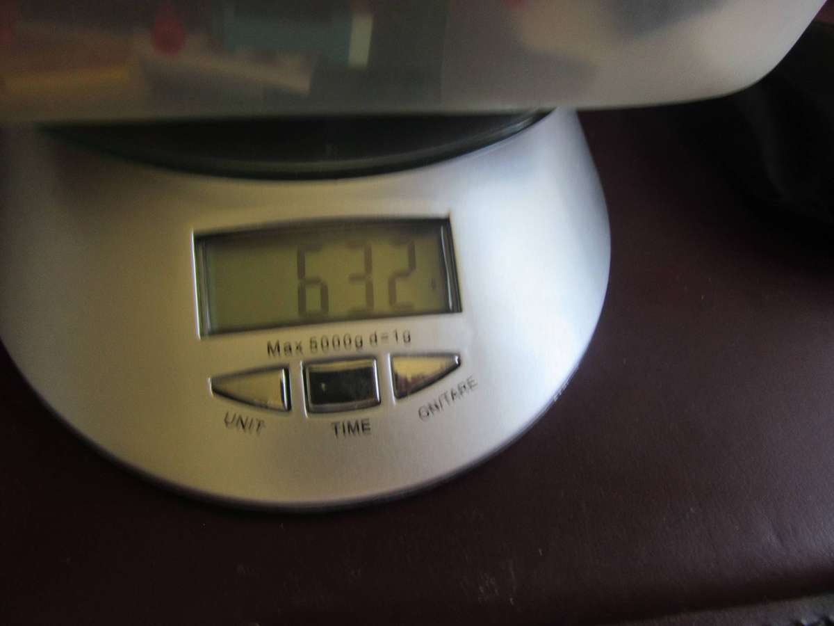 MIXED LOTOF 600g LLEGO ITEMS - AS PER SCAN - BID PER TWO GRAMS - LE2