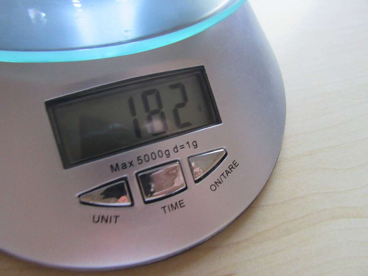 LARGE LEGO TRUCK -180g AS PER SCAN - BID PER 2 GRAMS