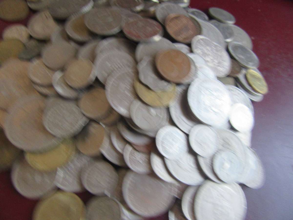 GOOD START FOR THE BEGINNER - 410 INTERNATIONAL COINS INCL. RSA COINS - AS PR SCAN - BID PER COIN11