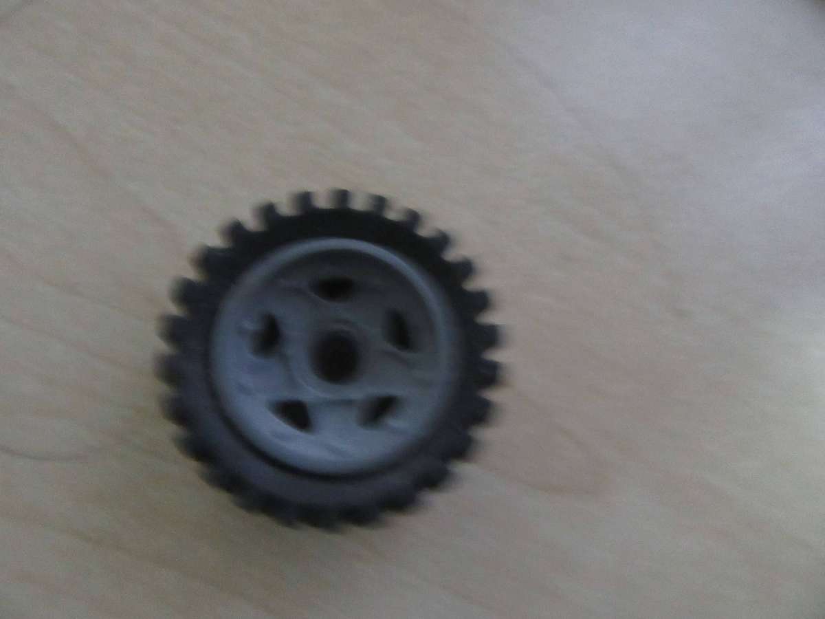 LEGO WHEEL/ TYRESELECTION - S PER SCAN -10 VARIOUS