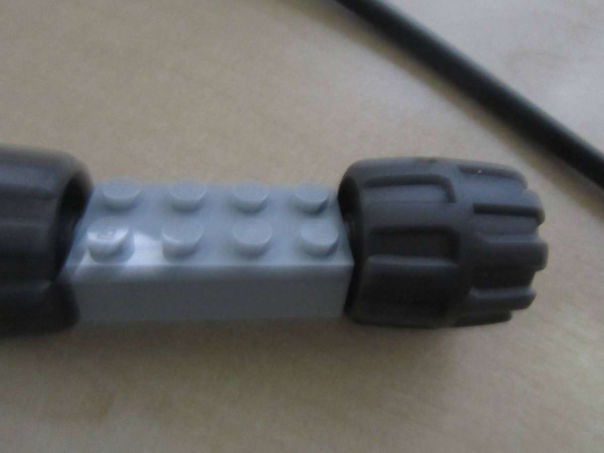 LEGO WHEEL/ TYRESELECTION - S PER SCAN -10 VARIOUS