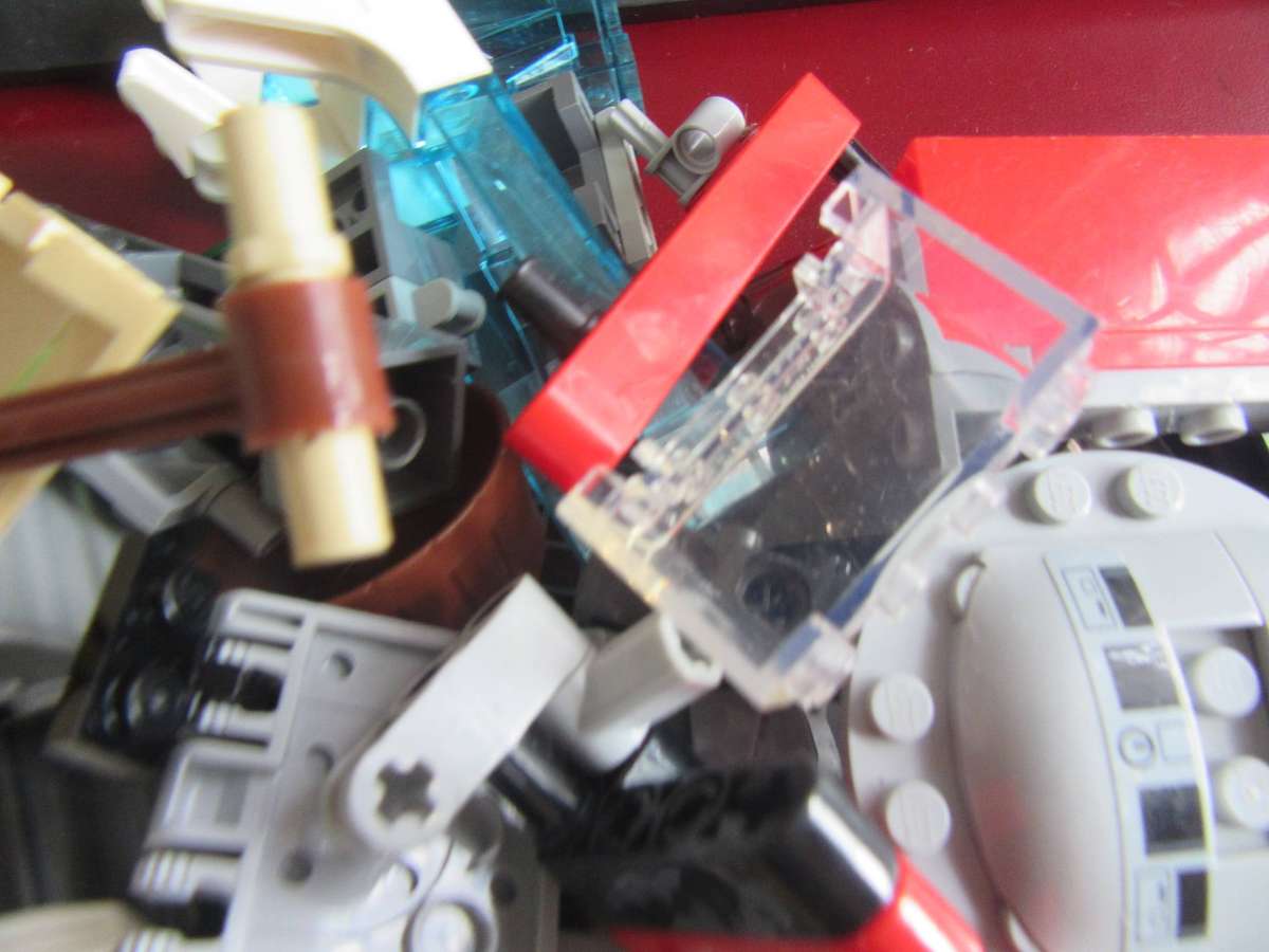 LEGO PARTS FROM PREVIOUSLY ASSEMBLED ITEMS - AS PER SCAN - 650g -