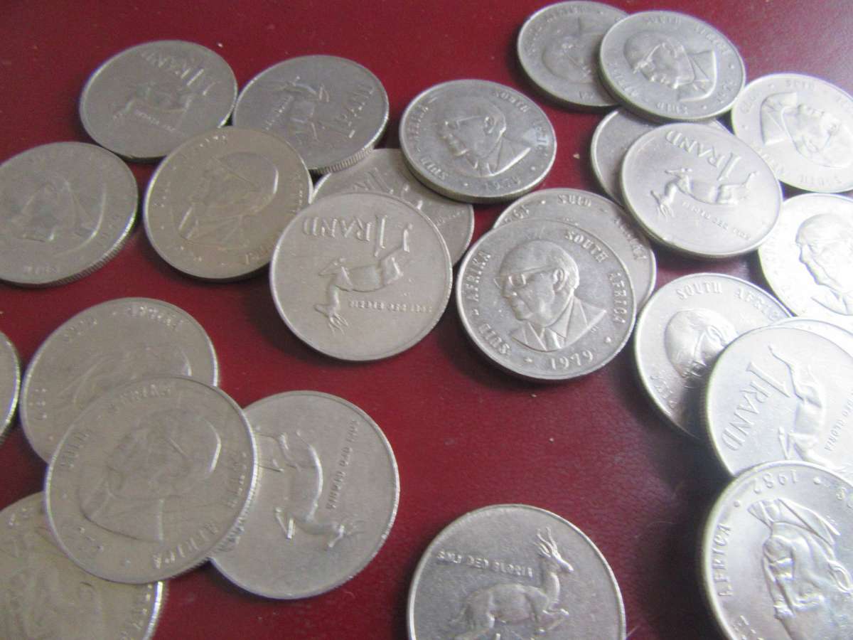 33 OLD ONE RANDCOINS- AS PER SCAN - WITH PRESIDENT - VARIOUSYEARS - BID PER COIN